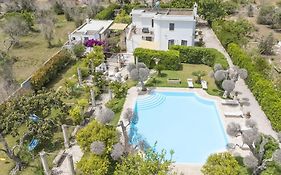 Villa Lisa Garden And Pool - Happy Rentals